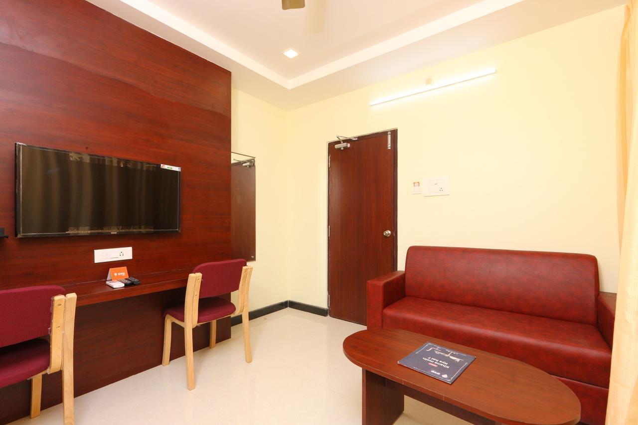 Oyo 15115 Hotel Ramcharan Residency Тирупати Екстериор снимка