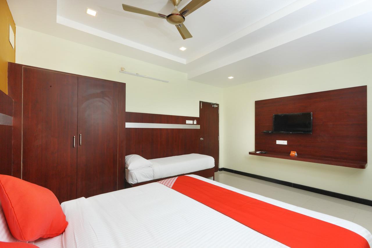 Oyo 15115 Hotel Ramcharan Residency Тирупати Екстериор снимка