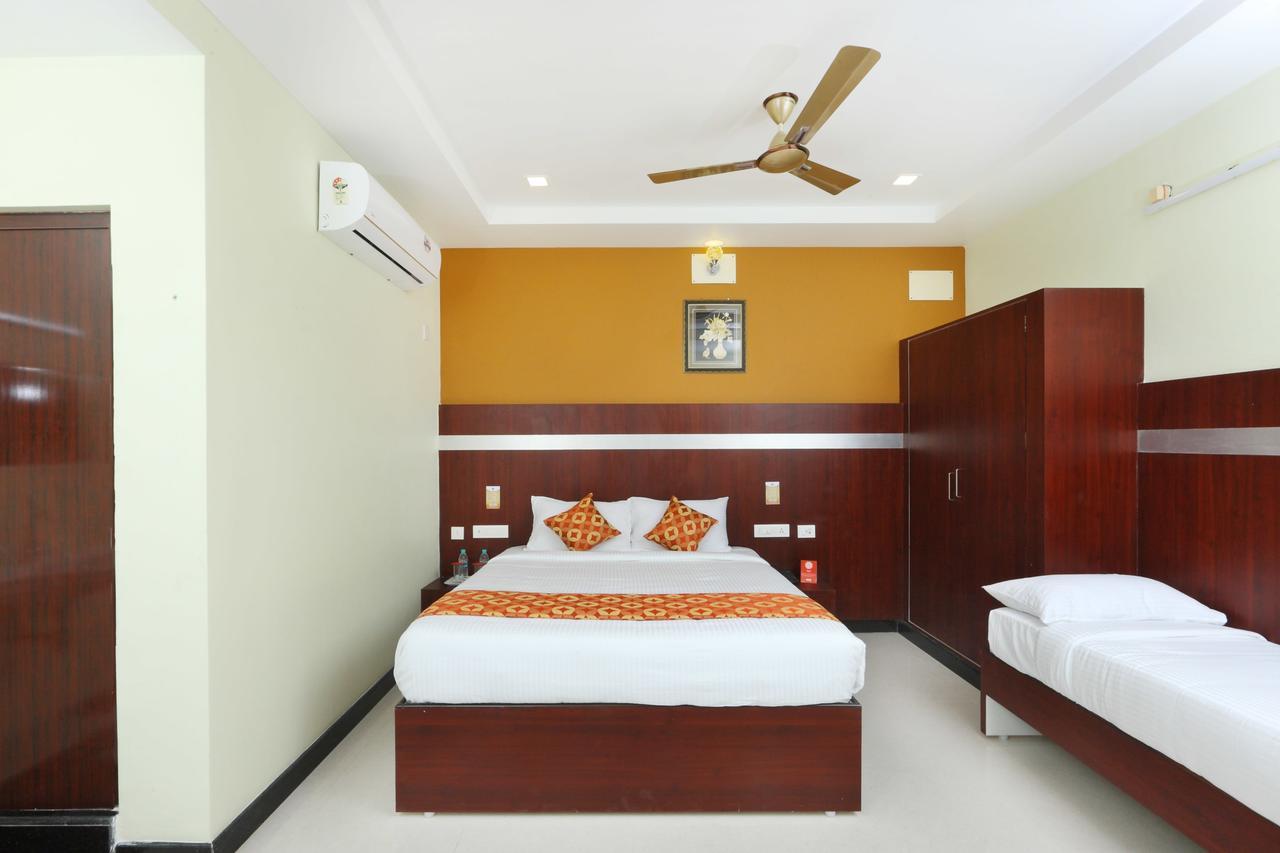 Oyo 15115 Hotel Ramcharan Residency Тирупати Екстериор снимка