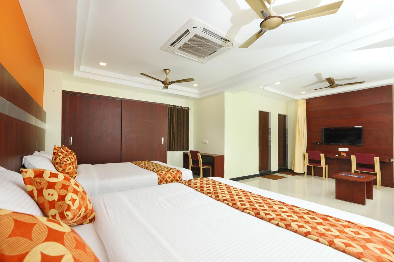 Oyo 15115 Hotel Ramcharan Residency Тирупати Екстериор снимка