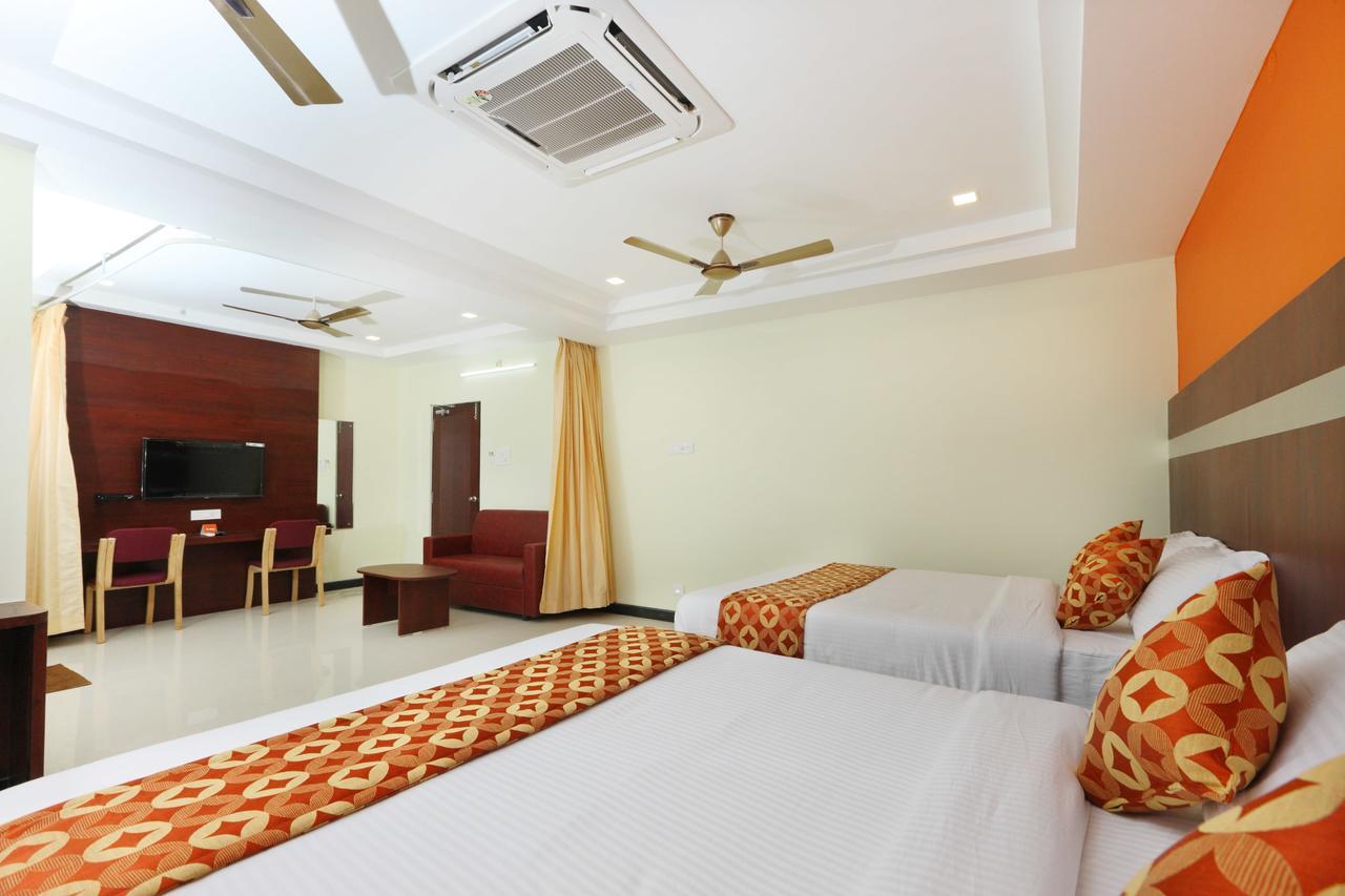 Oyo 15115 Hotel Ramcharan Residency Тирупати Екстериор снимка