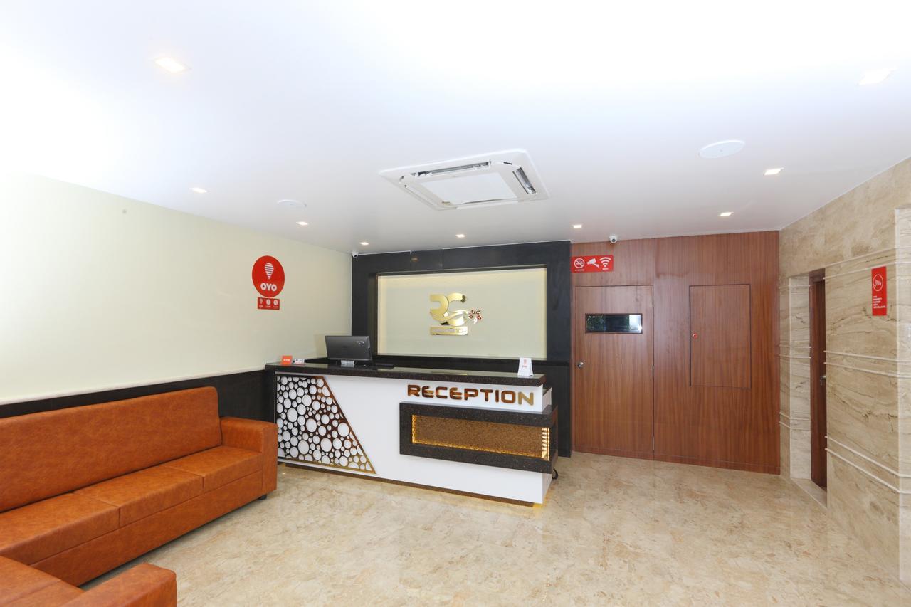 Oyo 15115 Hotel Ramcharan Residency Тирупати Екстериор снимка